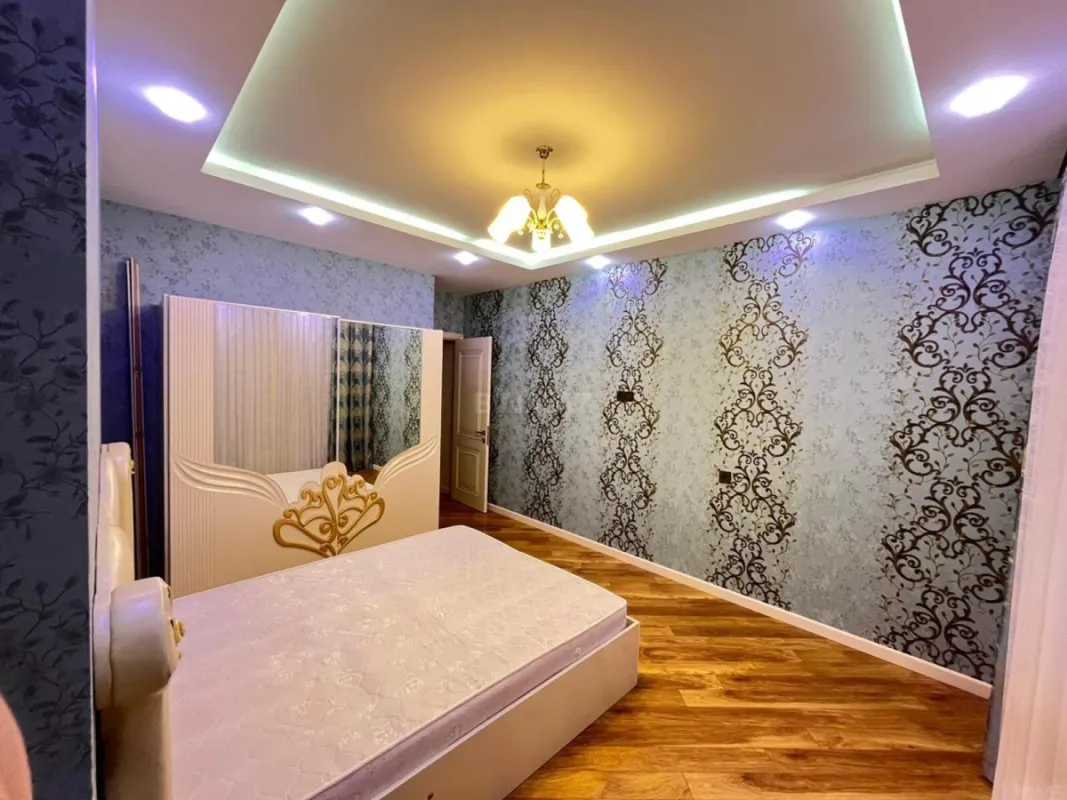 Kirayə verilir 3 otaqlı mənzil 95 m²