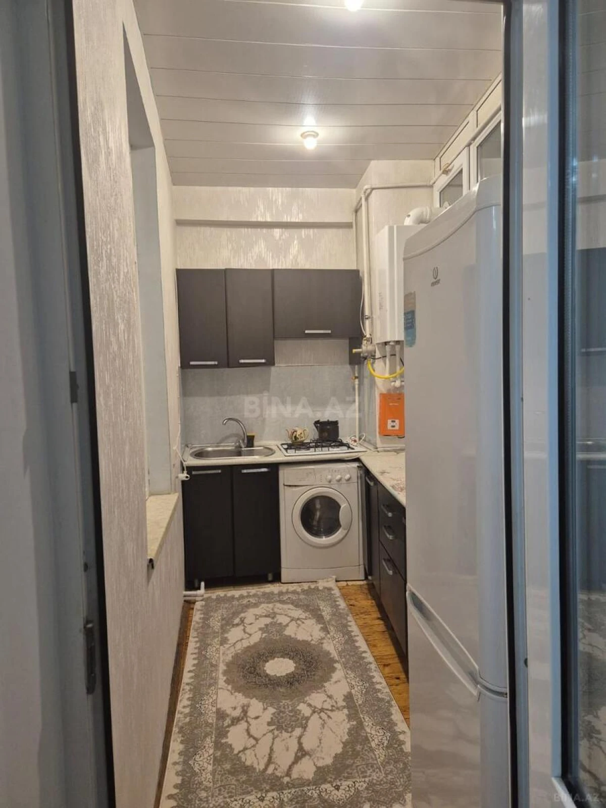 Kirayə verilir 2 otaqlı mənzil 70 m²