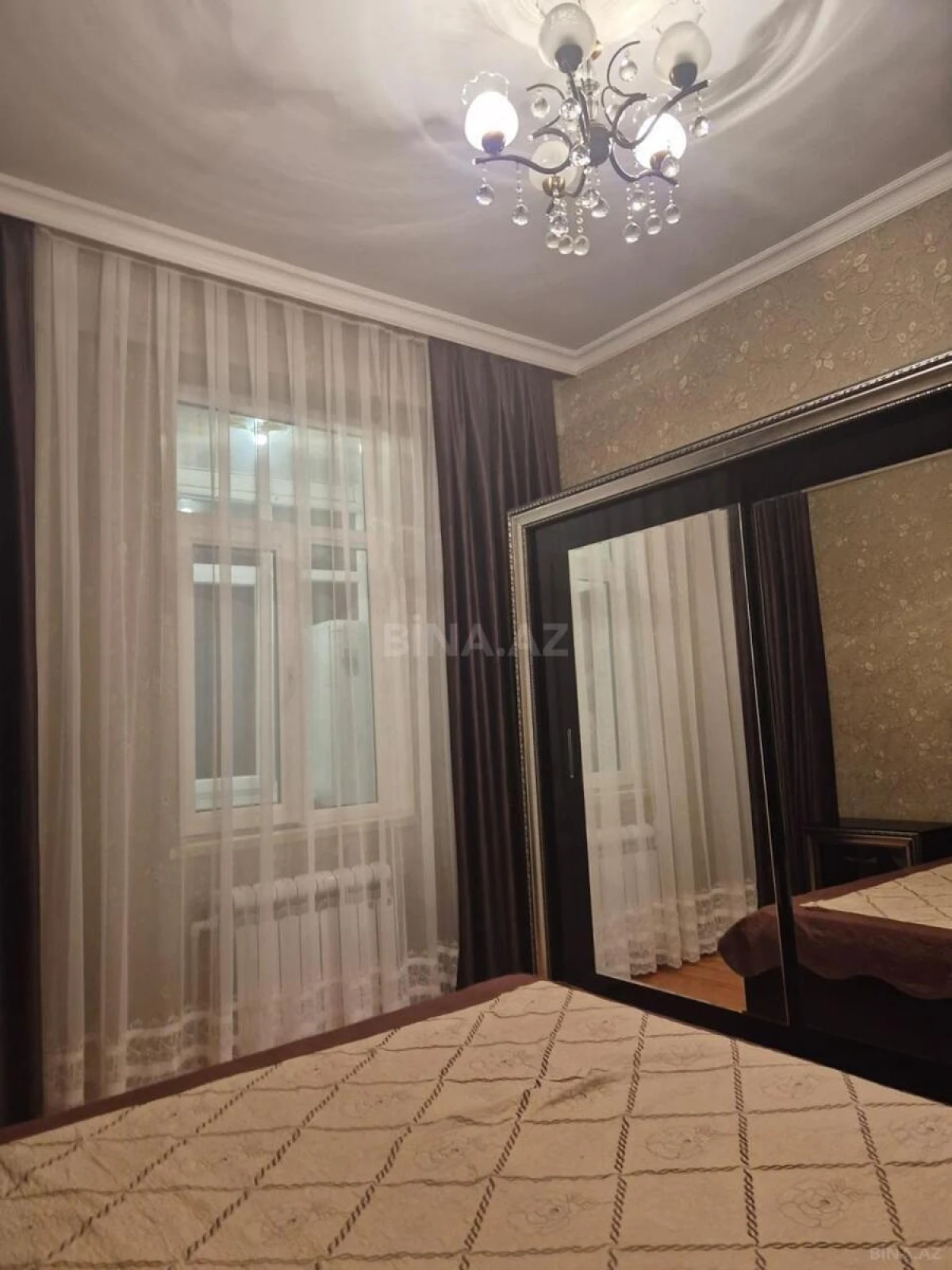 Kirayə verilir 2 otaqlı mənzil 70 m²
