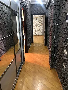 Kirayə verilir 2 otaqlı mənzil 72 m²