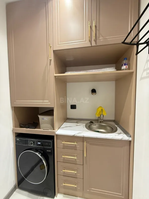 Kirayə verilir 3 otaqlı mənzil 103 m²