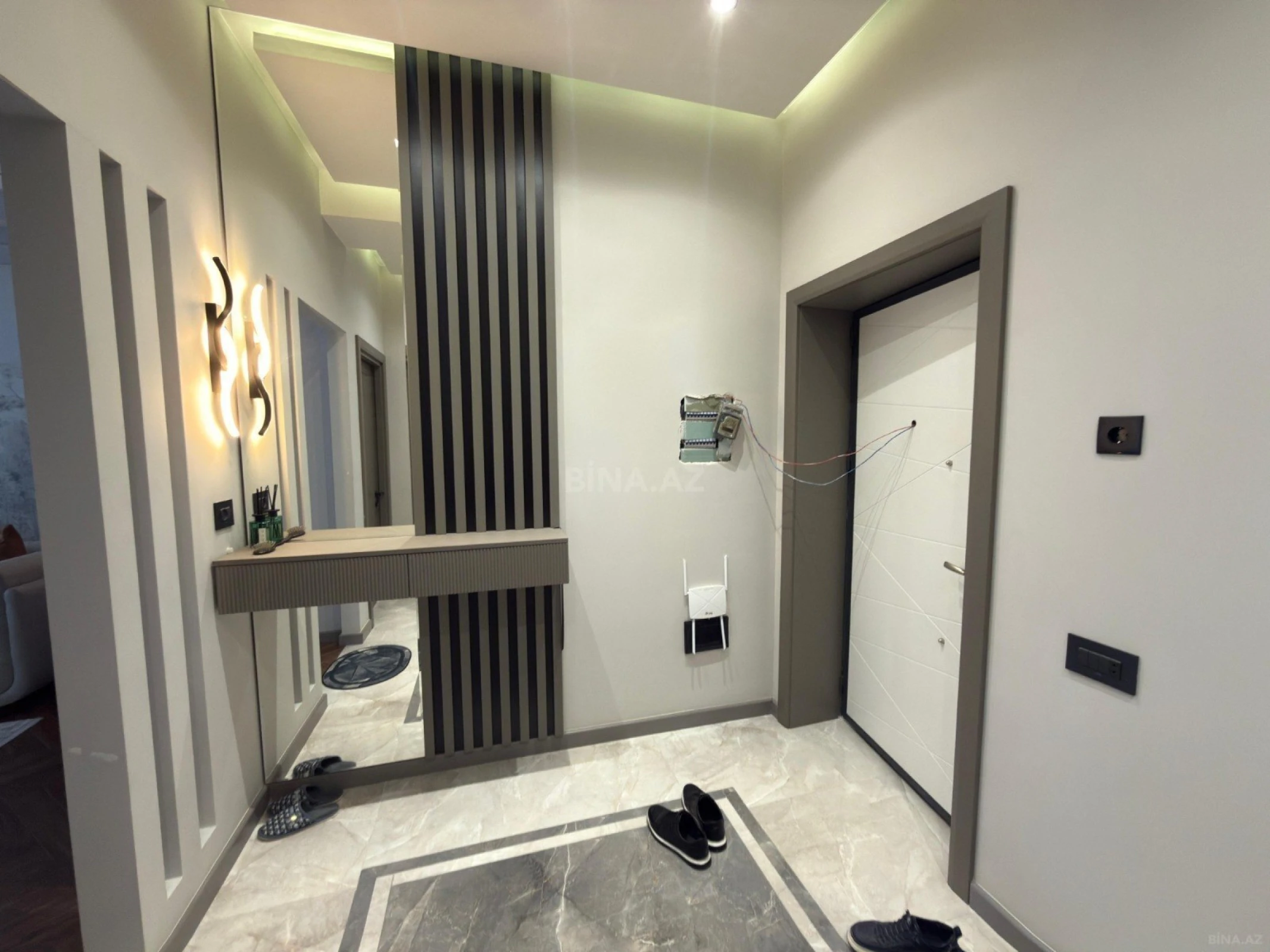 Kirayə verilir 3 otaqlı mənzil 103 m²