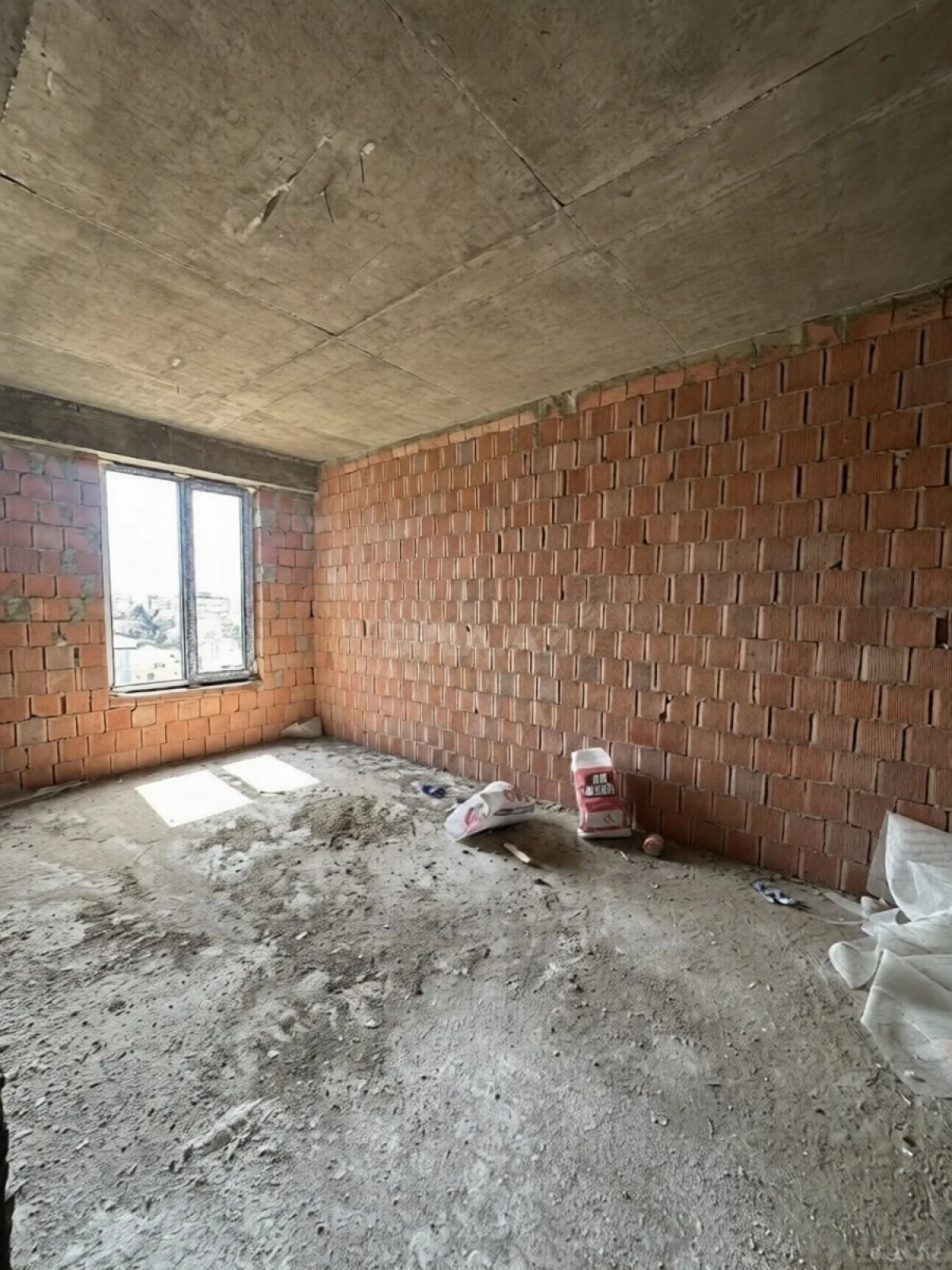 Satılır 2 otaqlı mənzil 66.6 m²