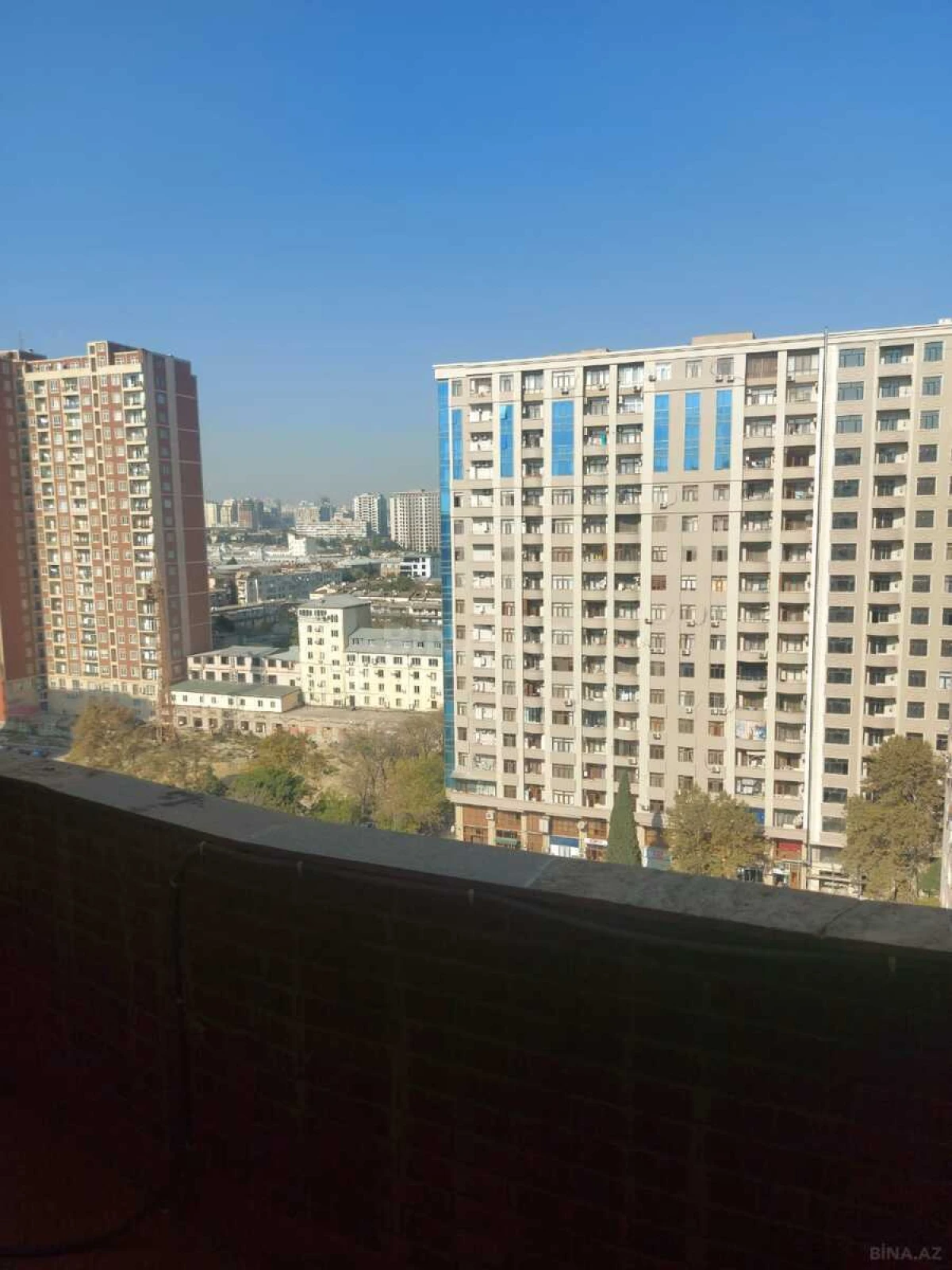 Kirayə verilir 2 otaqlı mənzil 83 m²