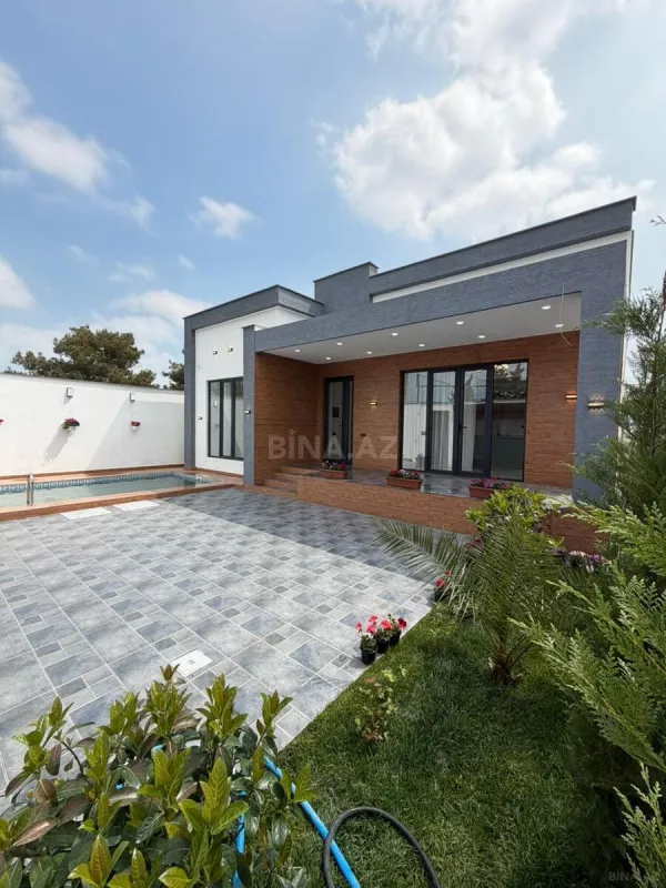 Satılır 4 otaqlı həyət evi 150 m²