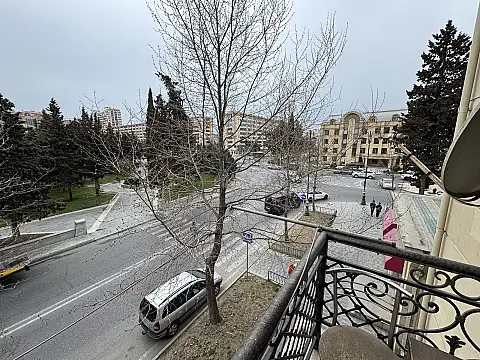 Satılır 2 otaqlı mənzil 55 m² — Bakı, Bakıxanov 2 otaq 55.00 m²