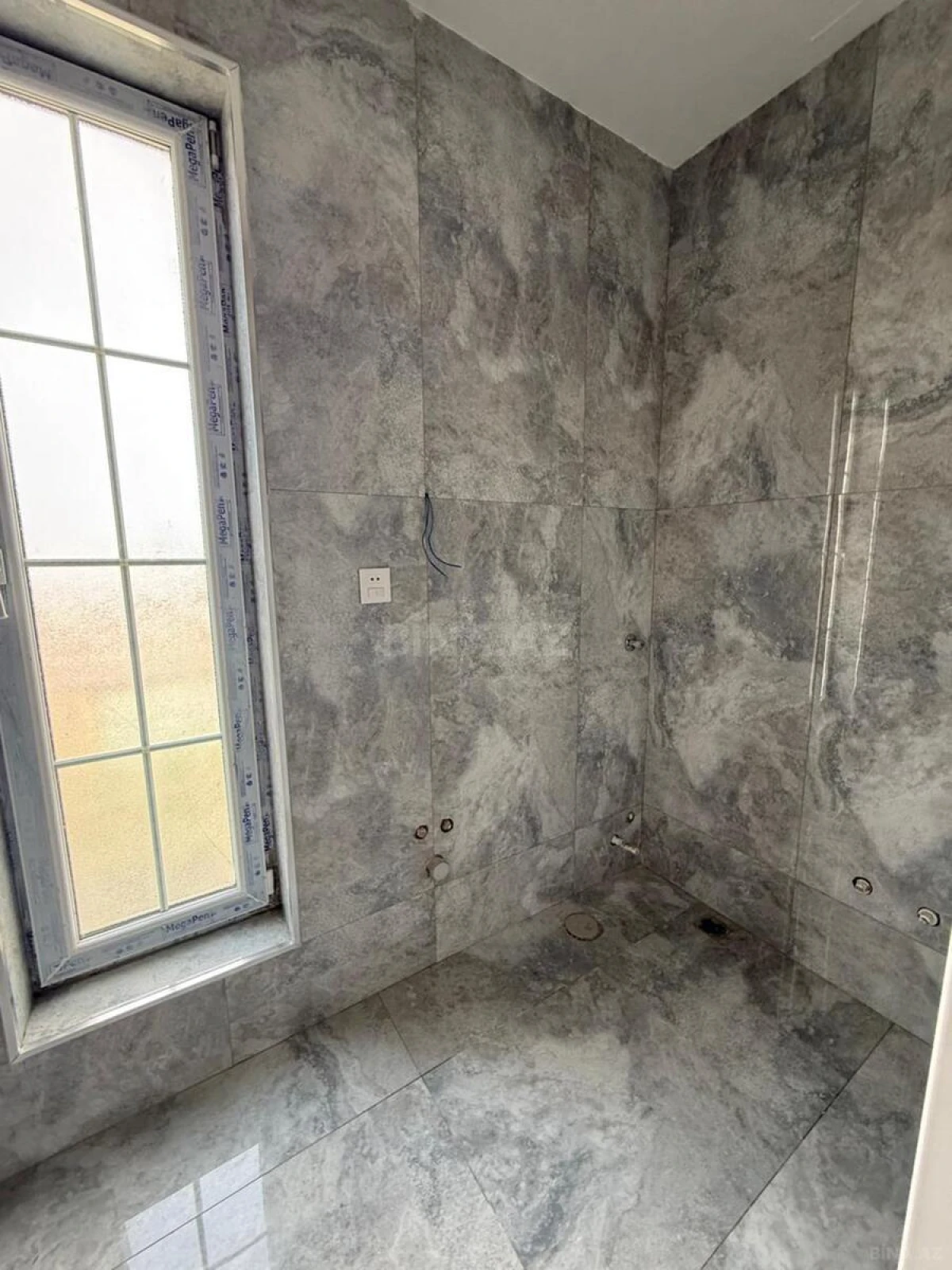 Satılır 4 otaqlı həyət evi 100 m²