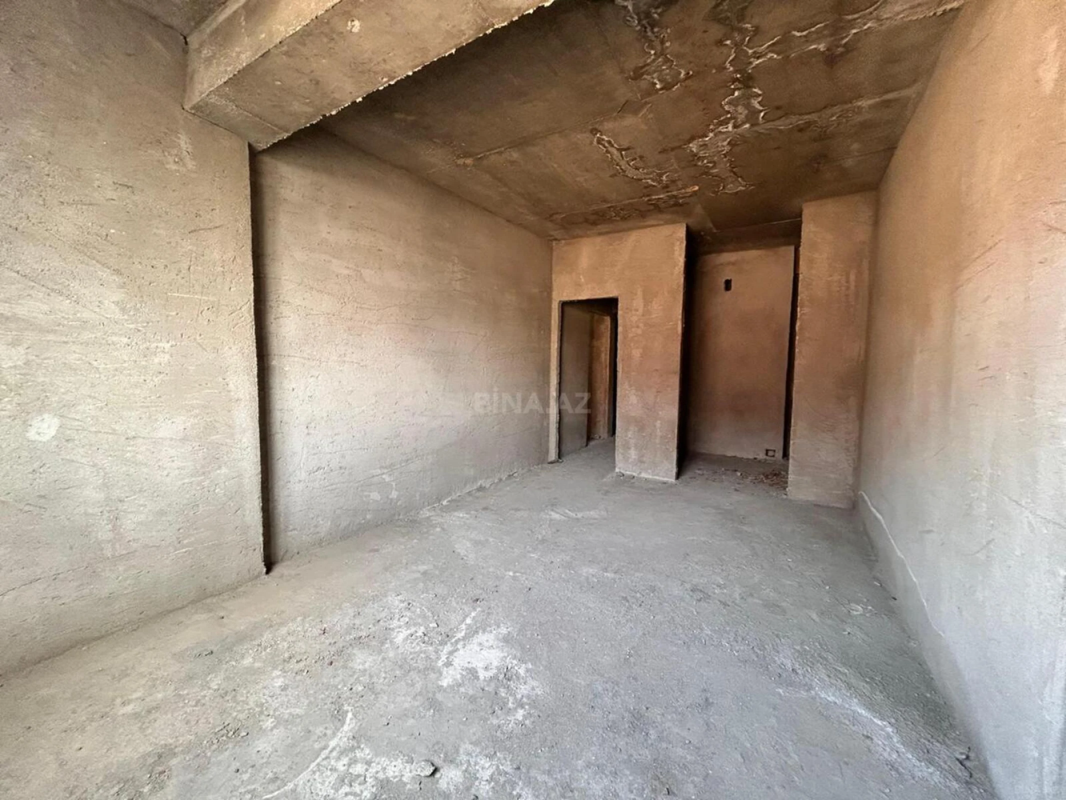 Satılır 2 otaqlı mənzil 70 m²