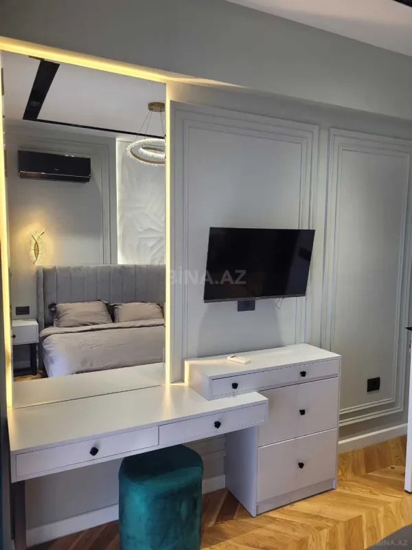 Kirayə verilir 2 otaqlı mənzil 77 m²