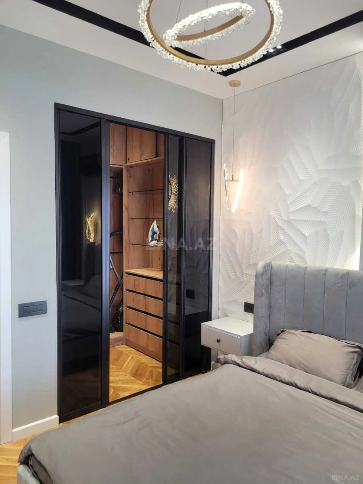 Kirayə verilir 2 otaqlı mənzil 77 m²