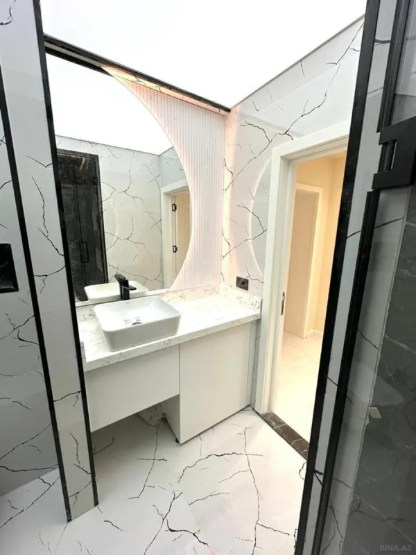 Kirayə verilir 2 otaqlı mənzil 77 m²