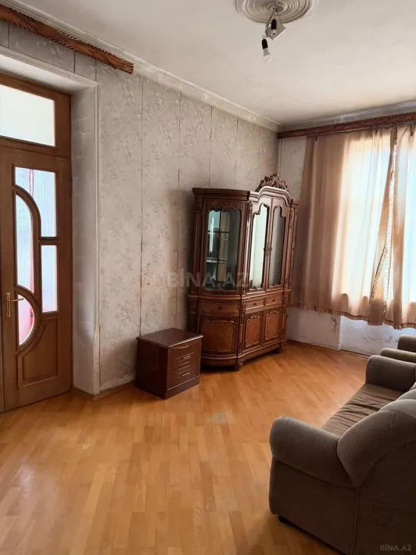 Satılır 2 otaqlı mənzil 45.2 m²