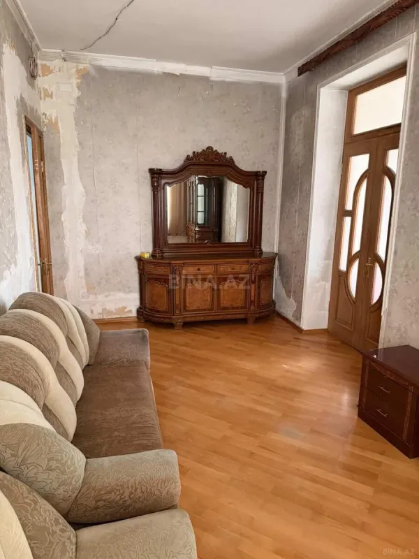 Satılır 2 otaqlı mənzil 45.2 m²