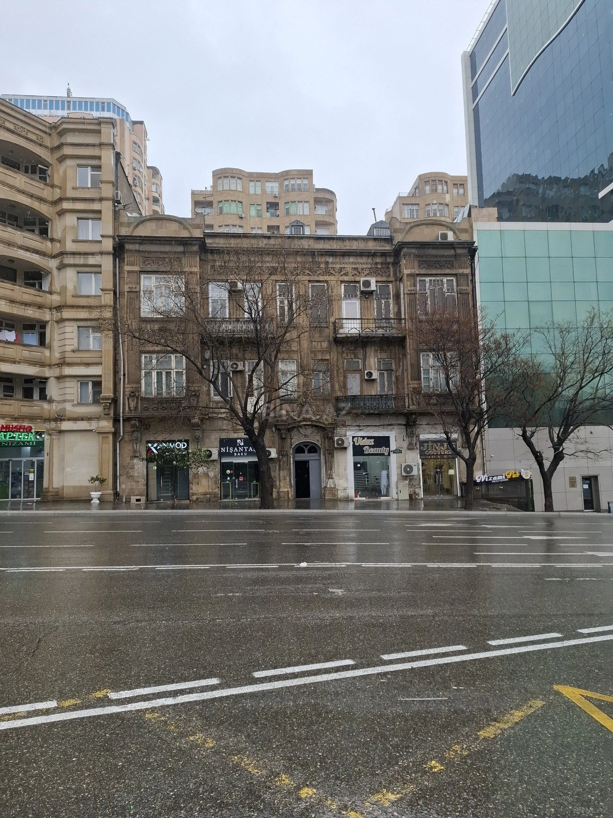 Satılır 3 otaqlı mənzil 58 m²