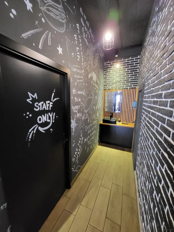 Satılır obyekt 110 m²