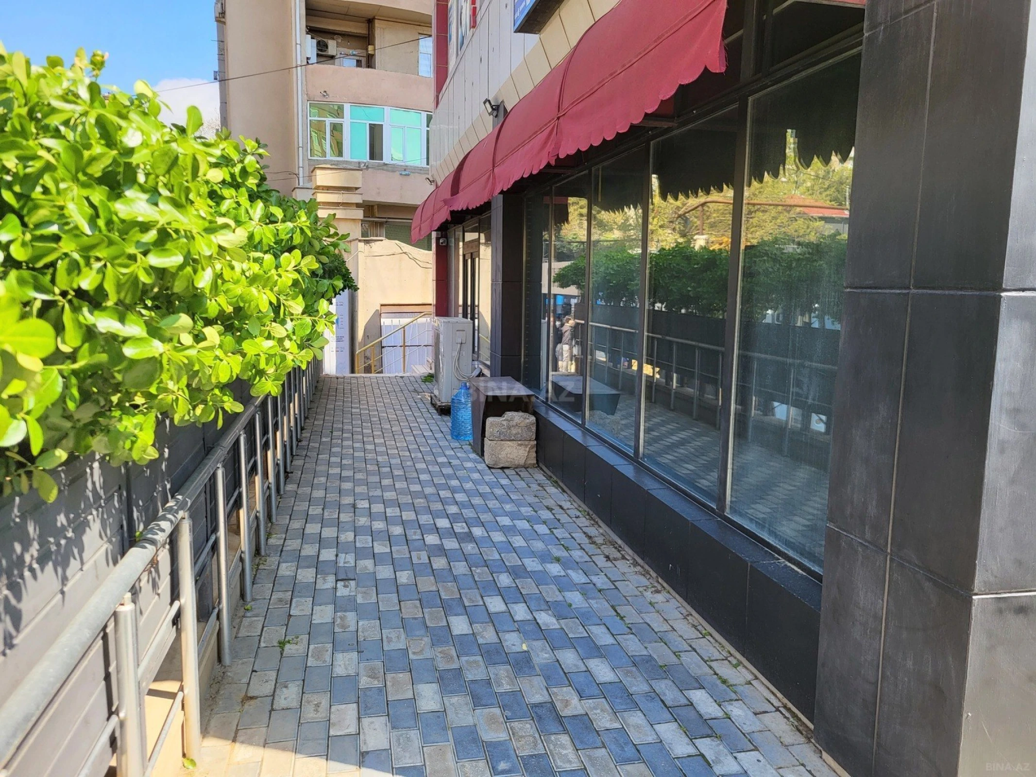 Satılır obyekt 110 m²