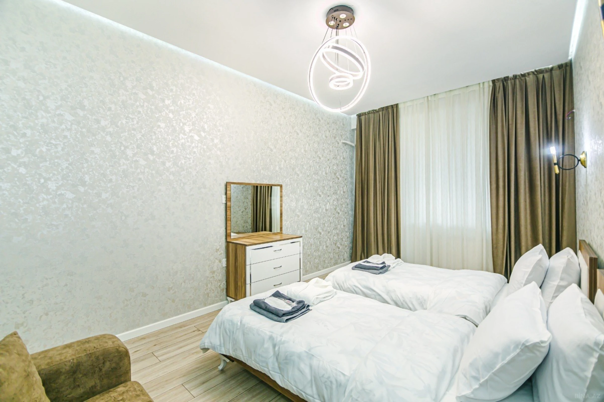 Kirayə verilir 3 otaqlı mənzil 90 m²