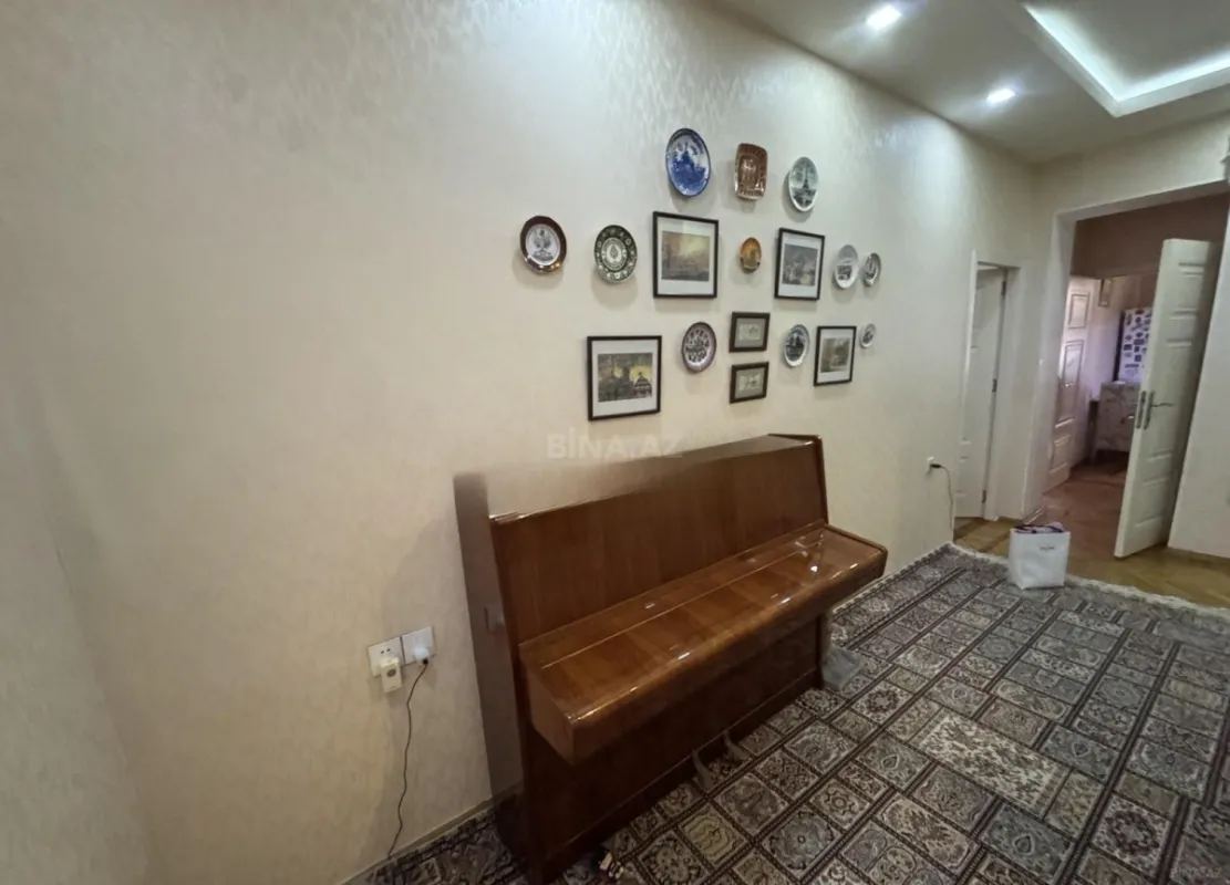 Satılır 3 otaqlı mənzil 90 m²