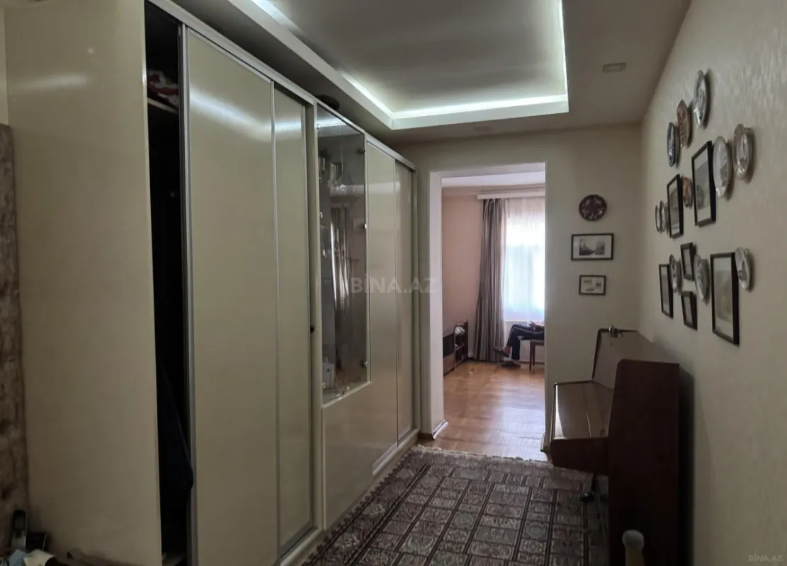 Satılır 3 otaqlı mənzil 90 m²