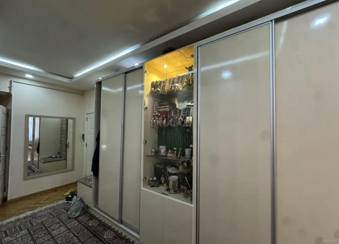 Satılır 3 otaqlı mənzil 90 m²