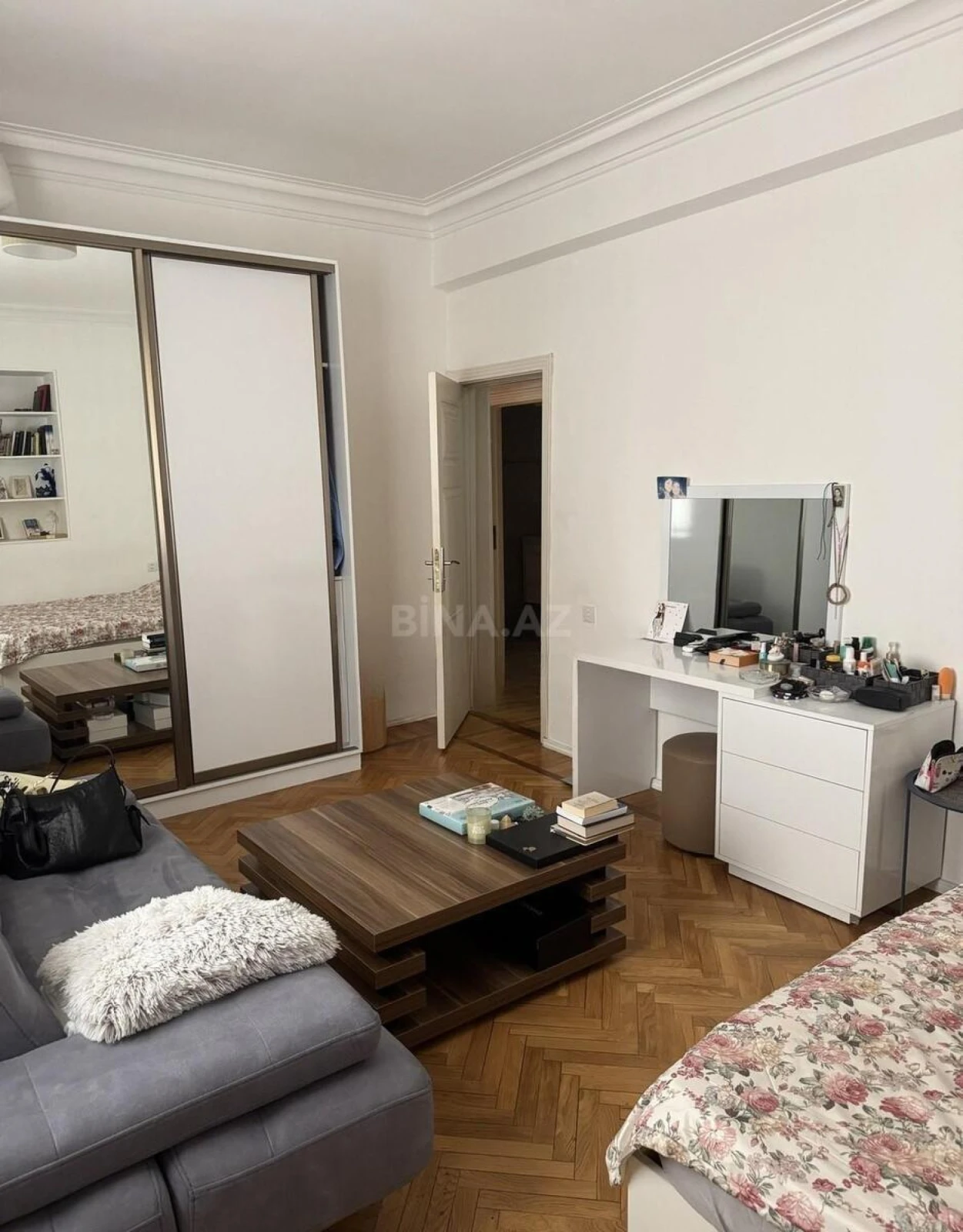 Satılır 3 otaqlı mənzil 90 m²