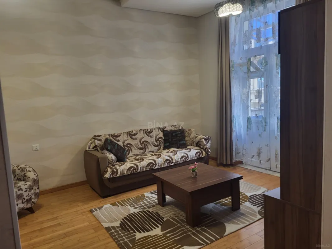 Kirayə verilir 2 otaqlı mənzil 60 m²