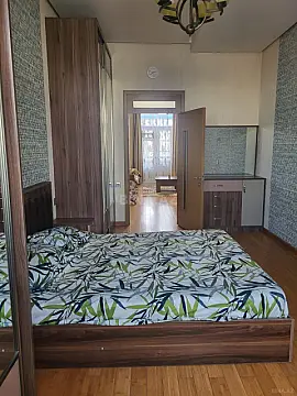 Kirayə verilir 2 otaqlı mənzil 60 m²