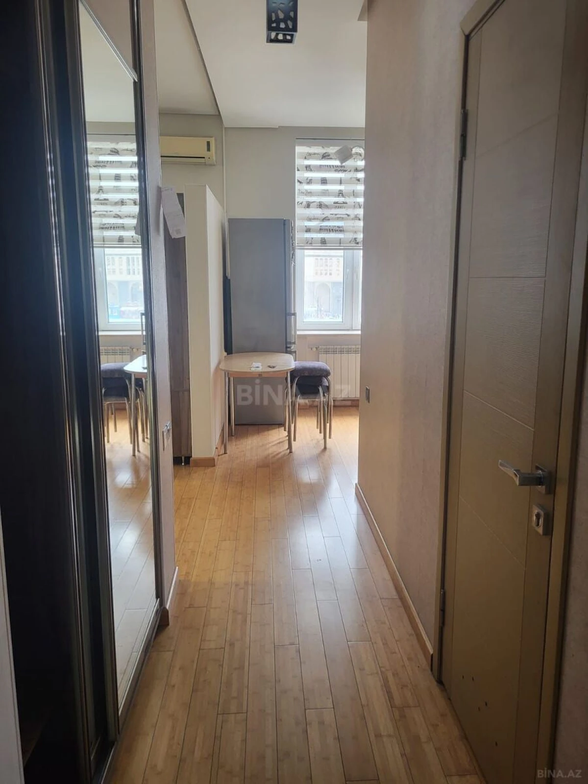 Kirayə verilir 2 otaqlı mənzil 60 m²