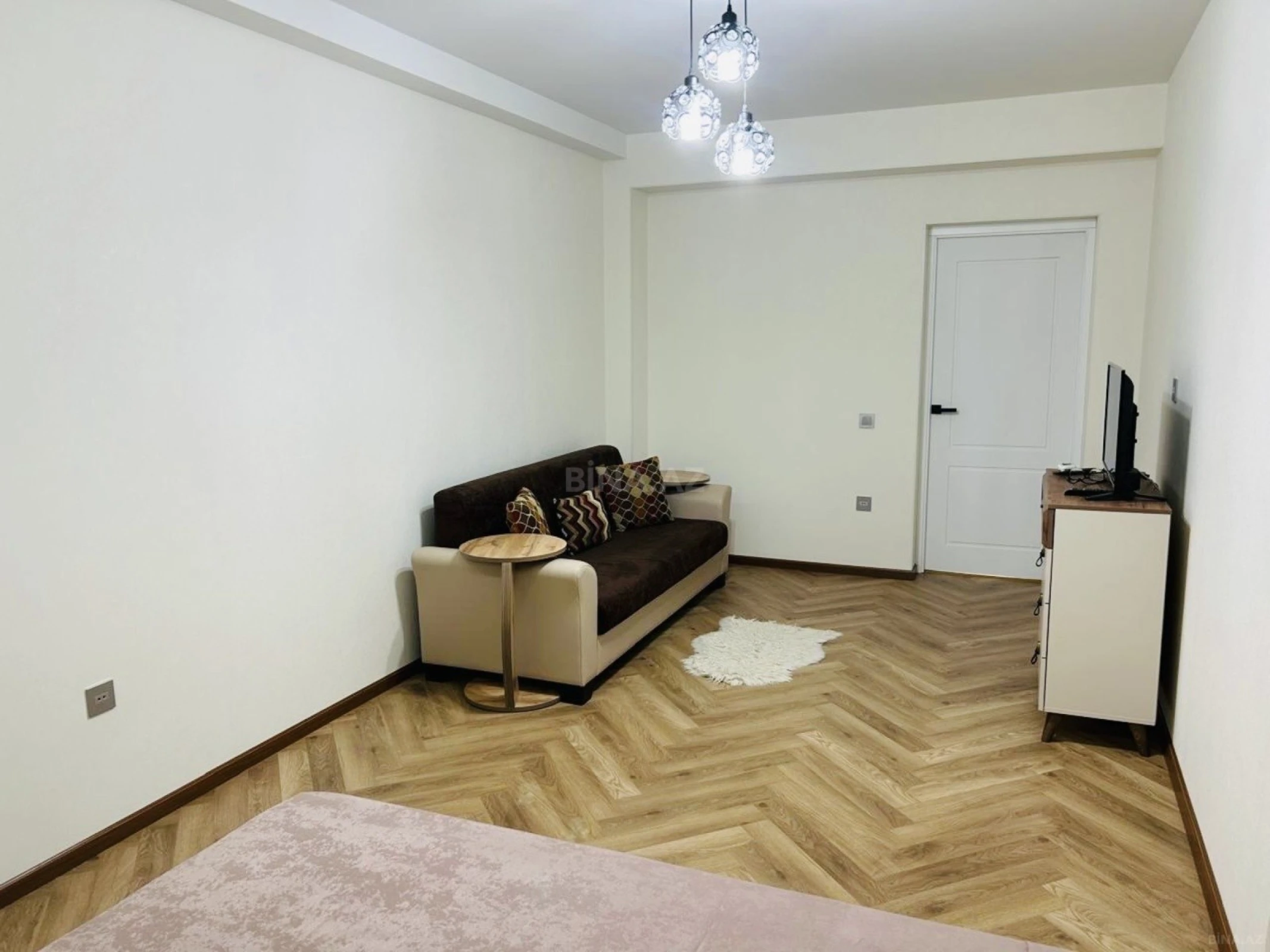 Kirayə verilir 1 otaqlı mənzil 50 m²