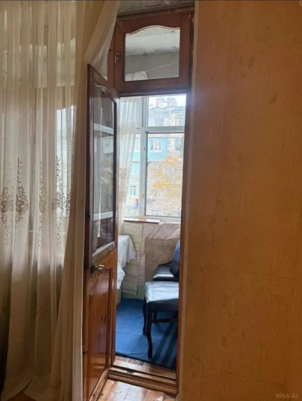 Kirayə verilir 2 otaqlı mənzil 70 m²