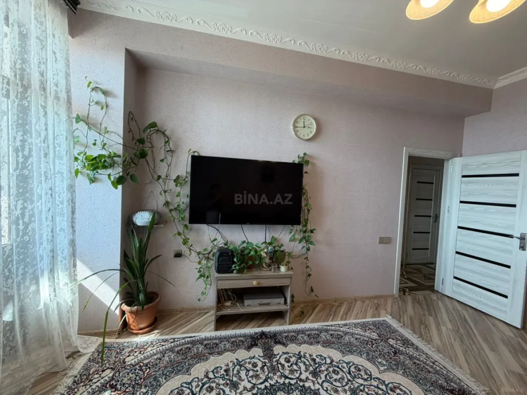 Satılır 2 otaqlı mənzil 63 m²