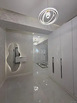 Satılır 3 otaqlı mənzil 126 m²