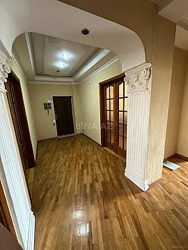 Satılır 3 otaqlı mənzil 112 m²