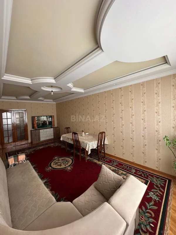Satılır 3 otaqlı mənzil 112 m²