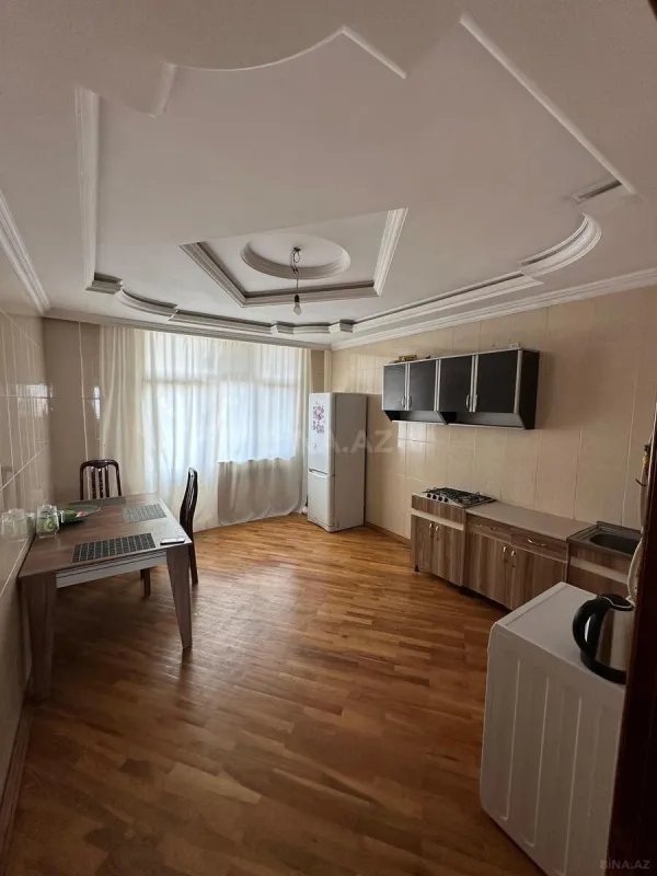 Satılır 3 otaqlı mənzil 112 m²