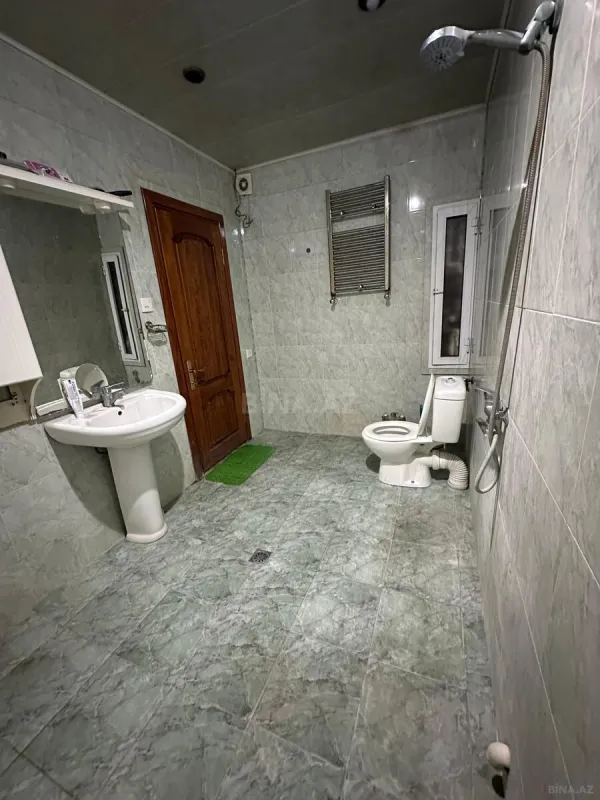 Satılır 3 otaqlı mənzil 112 m²