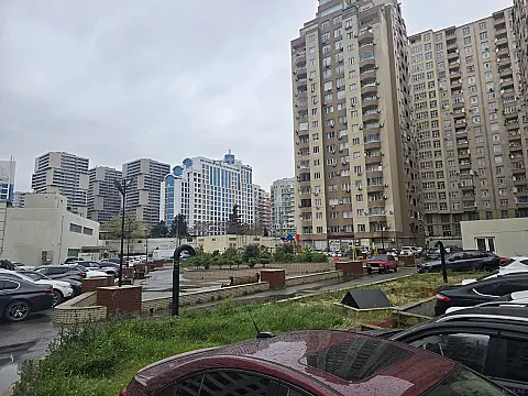 Satılır 3 otaqlı mənzil 85 m²