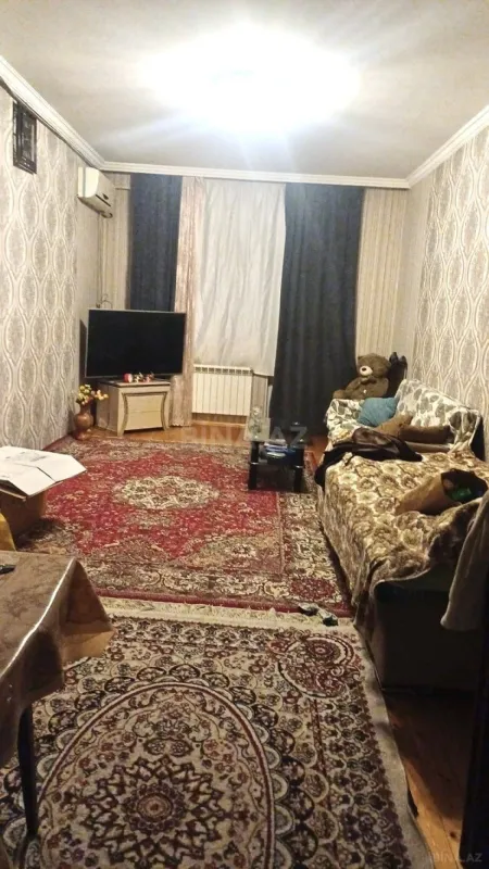 Kirayə verilir 2 otaqlı mənzil 62 m²