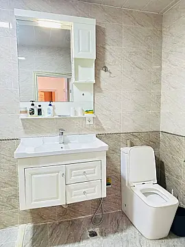 Kirayə verilir 2 otaqlı mənzil 86 m²