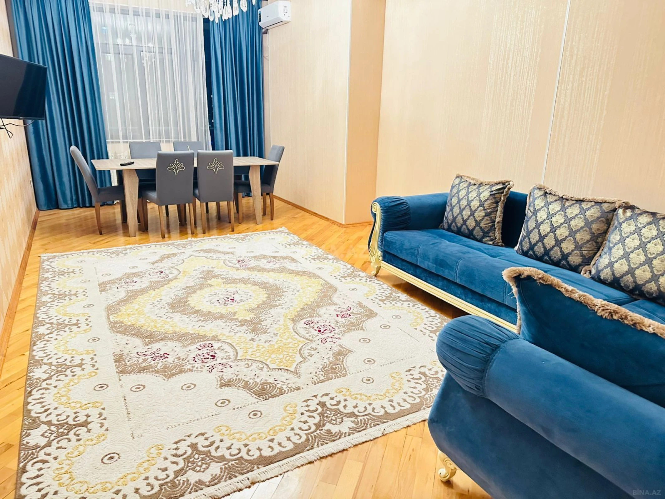 Kirayə verilir 2 otaqlı mənzil 86 m²