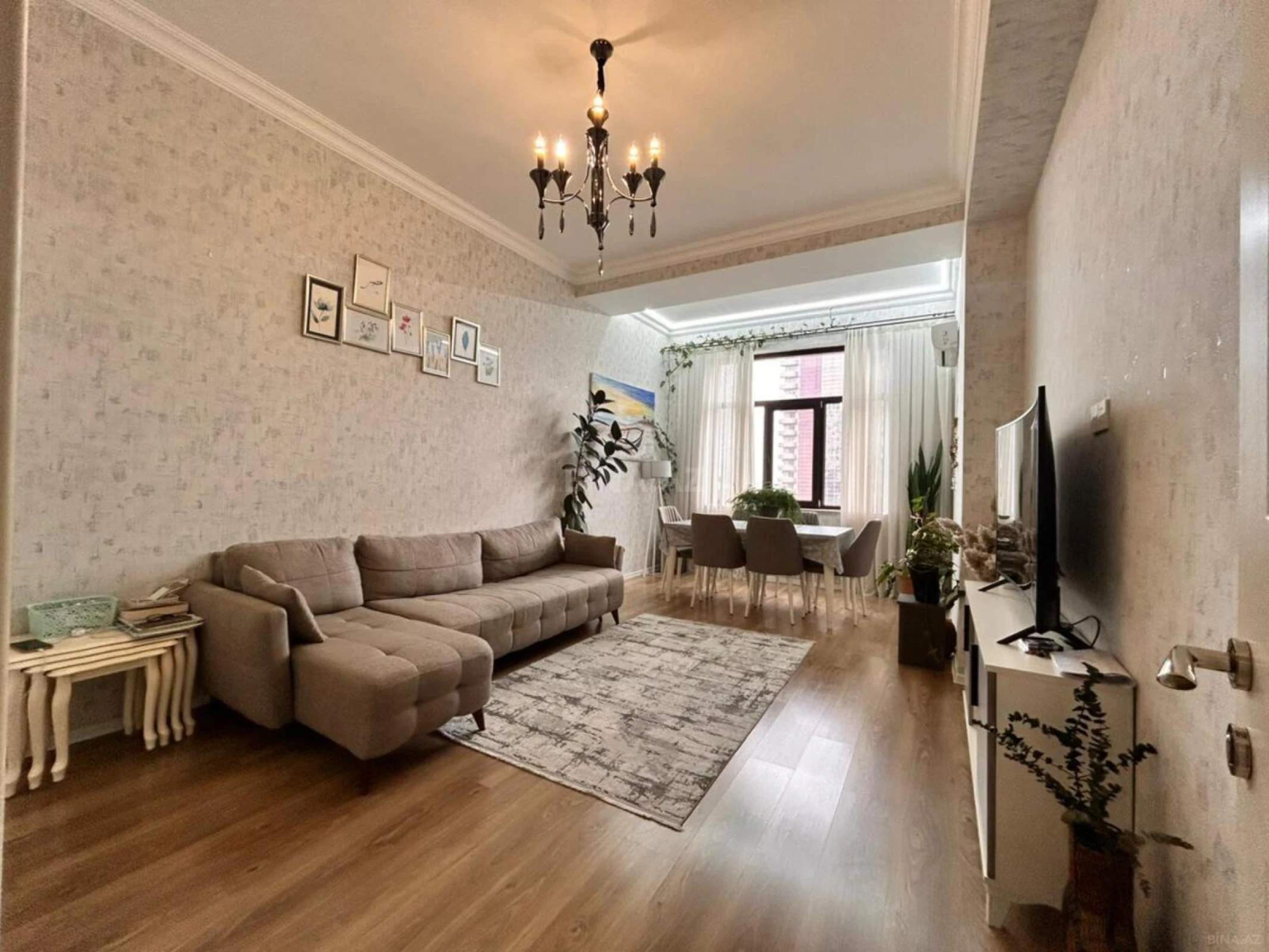 Satılır 2 otaqlı mənzil 75 m²