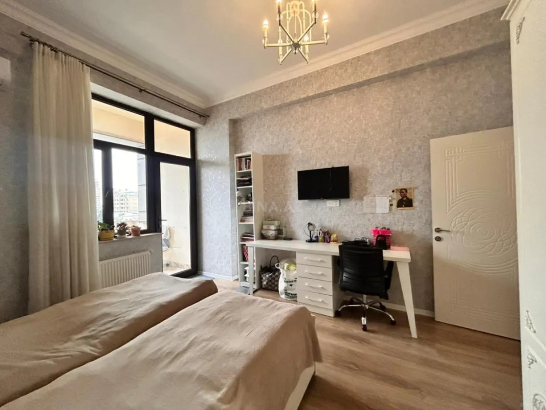 Satılır 2 otaqlı mənzil 75 m²