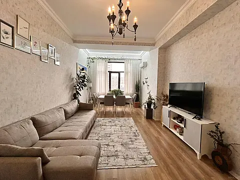 Satılır 2 otaqlı mənzil 75 m²