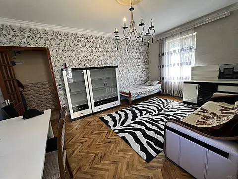 Kirayə verilir 3 otaqlı mənzil 80 m² — Bakı 3 otaq 80.00 m²