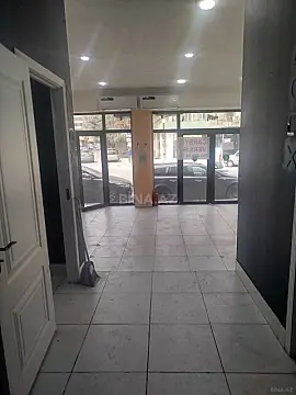 Kirayə verilir obyekt 180 m²