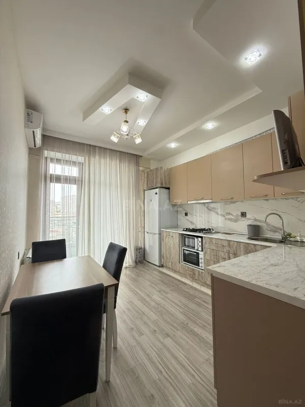 Kirayə verilir 3 otaqlı mənzil 110 m²