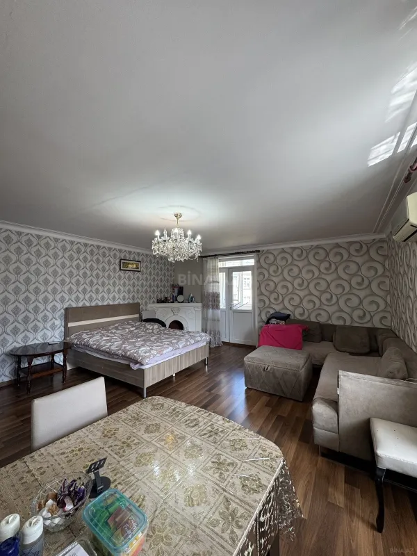 Kirayə verilir 2 otaqlı mənzil 50 m²
