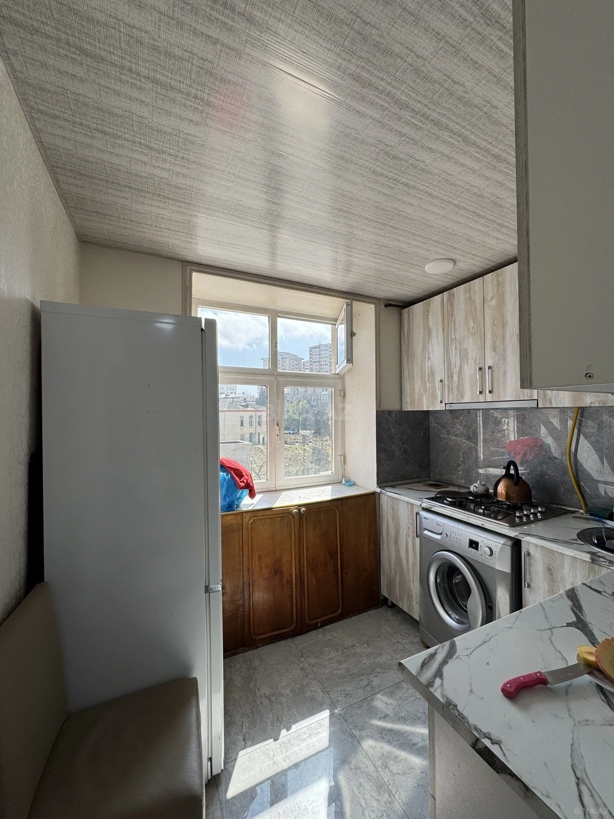 Kirayə verilir 2 otaqlı mənzil 50 m²