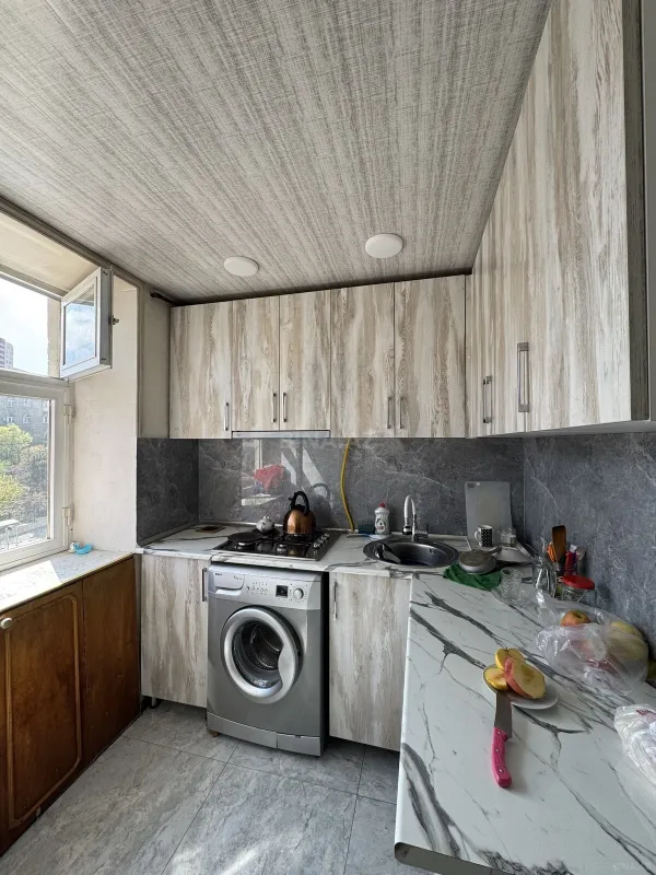 Kirayə verilir 2 otaqlı mənzil 50 m²