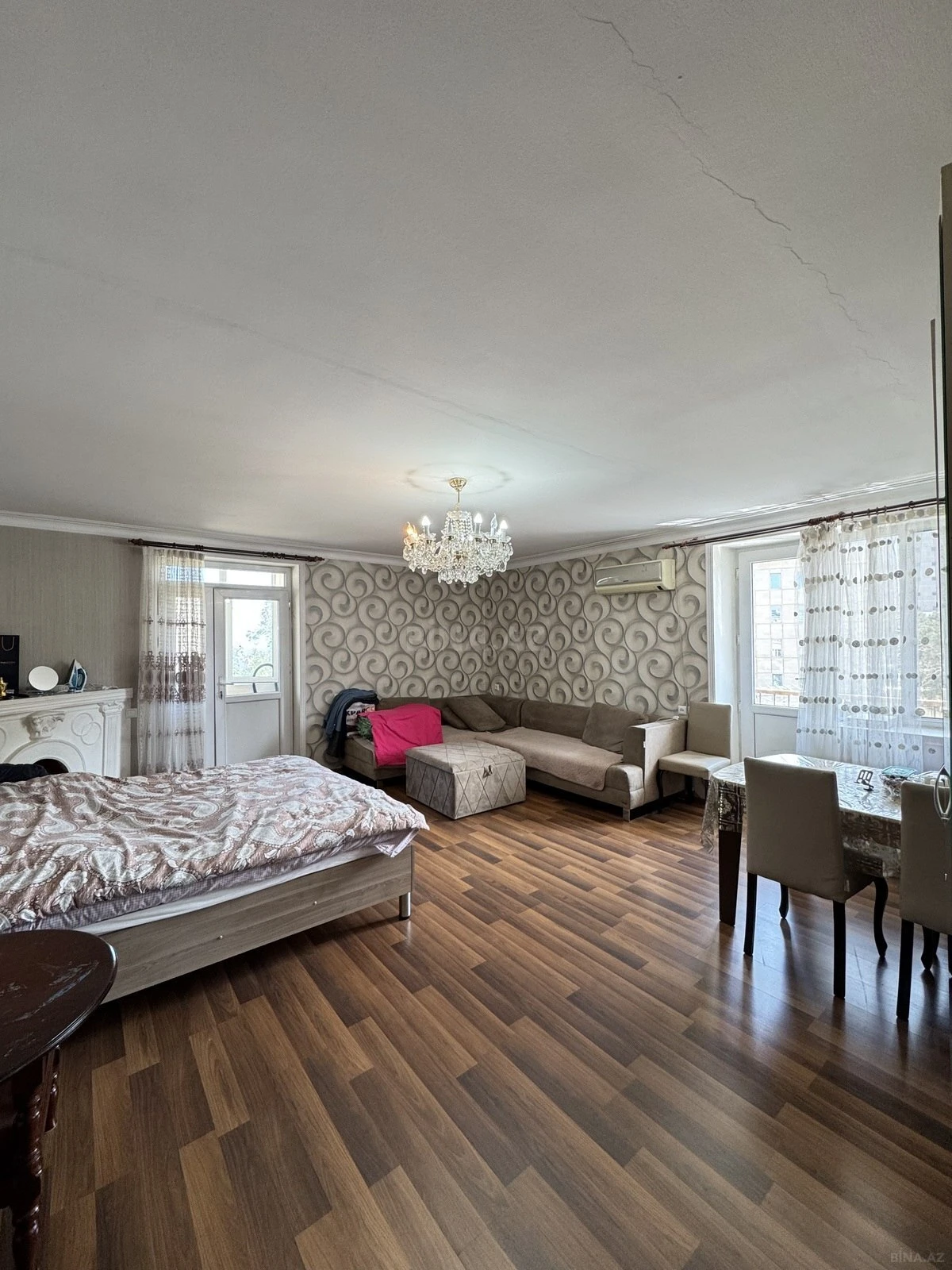 Kirayə verilir 2 otaqlı mənzil 50 m²